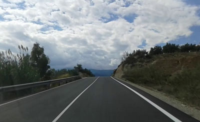 150.000 euros para mejorar el firme en menos de 3 kilmetros de la carretera entre Lcar y Tjola