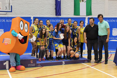 Los Juegos Deportivos Provinciales de baloncesto echan el cierre en el Moiss Ruiz