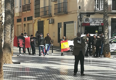 Concentracin contra la pervivencia de smbolos franquistas en espacios pblicos de Almera