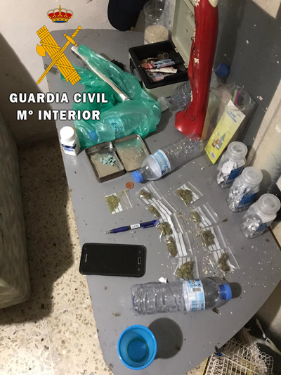 La investigación de un robo con violencia conduce a La Guardia Civil hasta un punto de venta de droga
