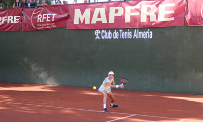 Paola Piñera e Izán Bañares ganan el Campeonato de España Mapfre de Tenis Alevín celebrado en Almería