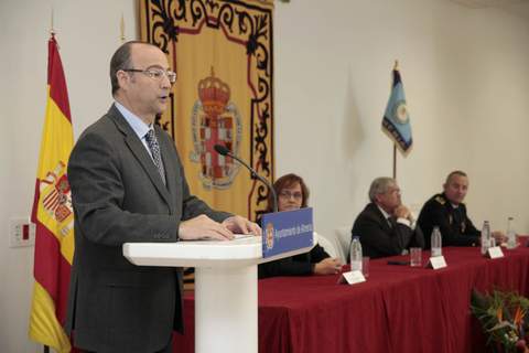 El alcalde elogia la capacidad de la Polica Local en el servicio, proteccin y apoyo que prestan a los ciudadanos de Almera