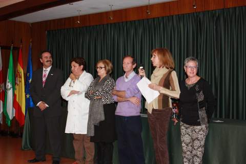 El Complejo Hospitalario Torrecrdenas homenajea a los trabajadores que han alcanzado la jubilacin en 2013 