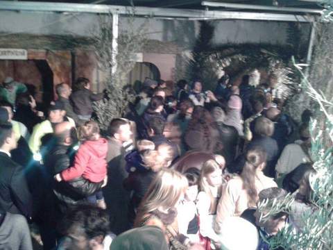 Cientos de huercalenses visitaron el Beln Viviente tras el paso de los Reyes Magos por el municipio