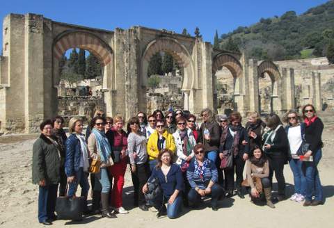 65 mujeres de Pulp, realizan un viaje cultural a Crdoba, con motivo de la celebracin del Da de la Mujer
