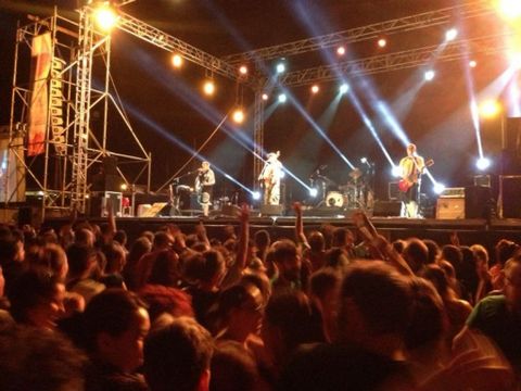 Manu Chao cierra en Vcar su gira por Espaa con un concierto inolvidable