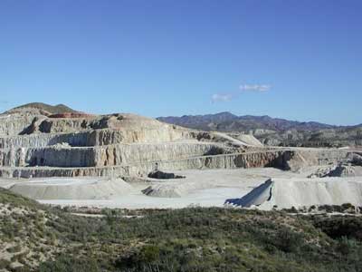 El BOJA publica la convocatoria de concurso pblico de 118 derechos mineros en Almera